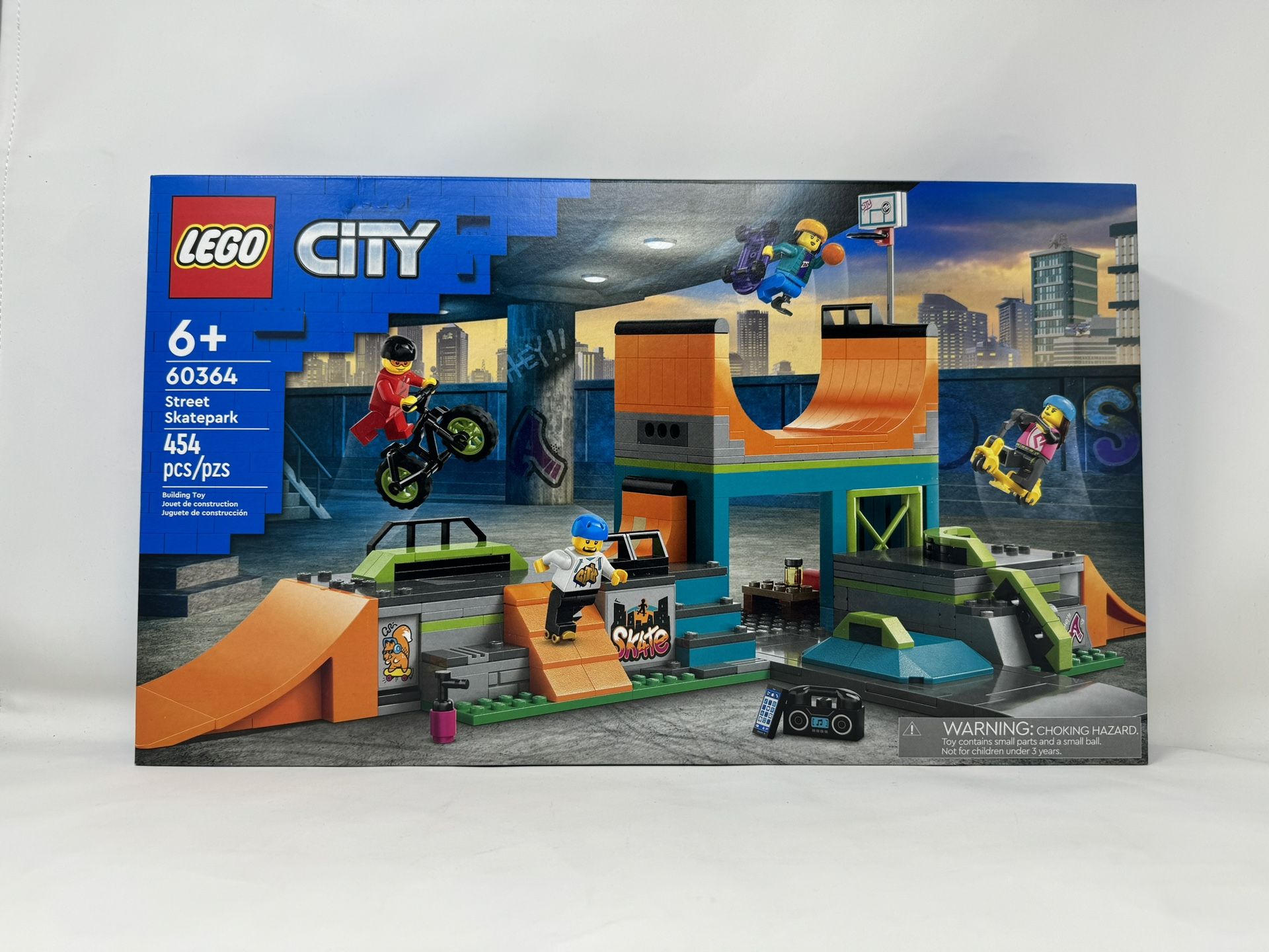 LEGO CITY: Street Skate Park (60364) Brand New