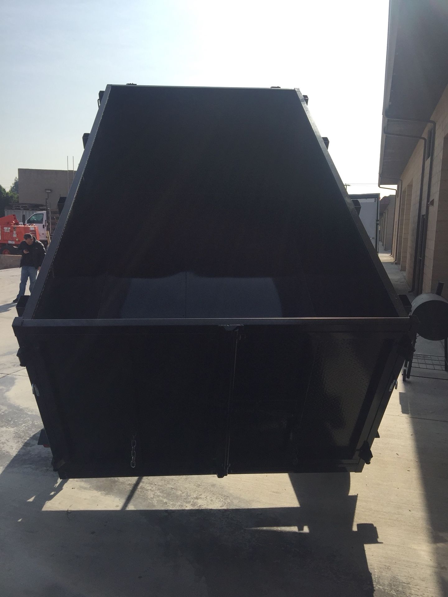 Brand new 8x12x4 HD dump trailer