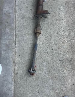 1(contact info removed) G-Body Steering Column w/ Key - El Camino, Cutlass, Monte, Regal