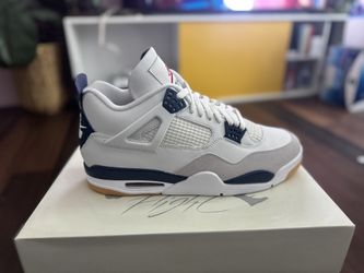 Jordan 4 SB Navy Size 13