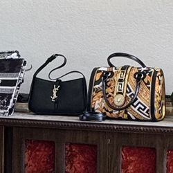 10 Purses In New Condition 