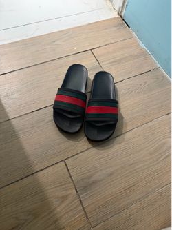 gucci slides 8.5