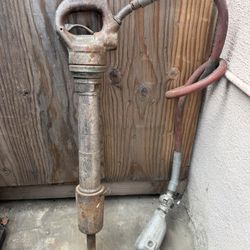 APT 30lb. Paving Breaker