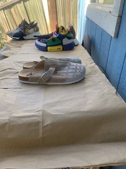 Skeleton clogs