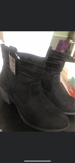 Variety of Shoes For Sale