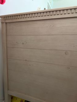 Wood Bed Headboard with Decorative Molding