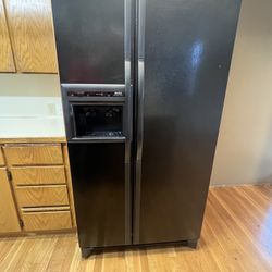 Kenmore Refridgerator