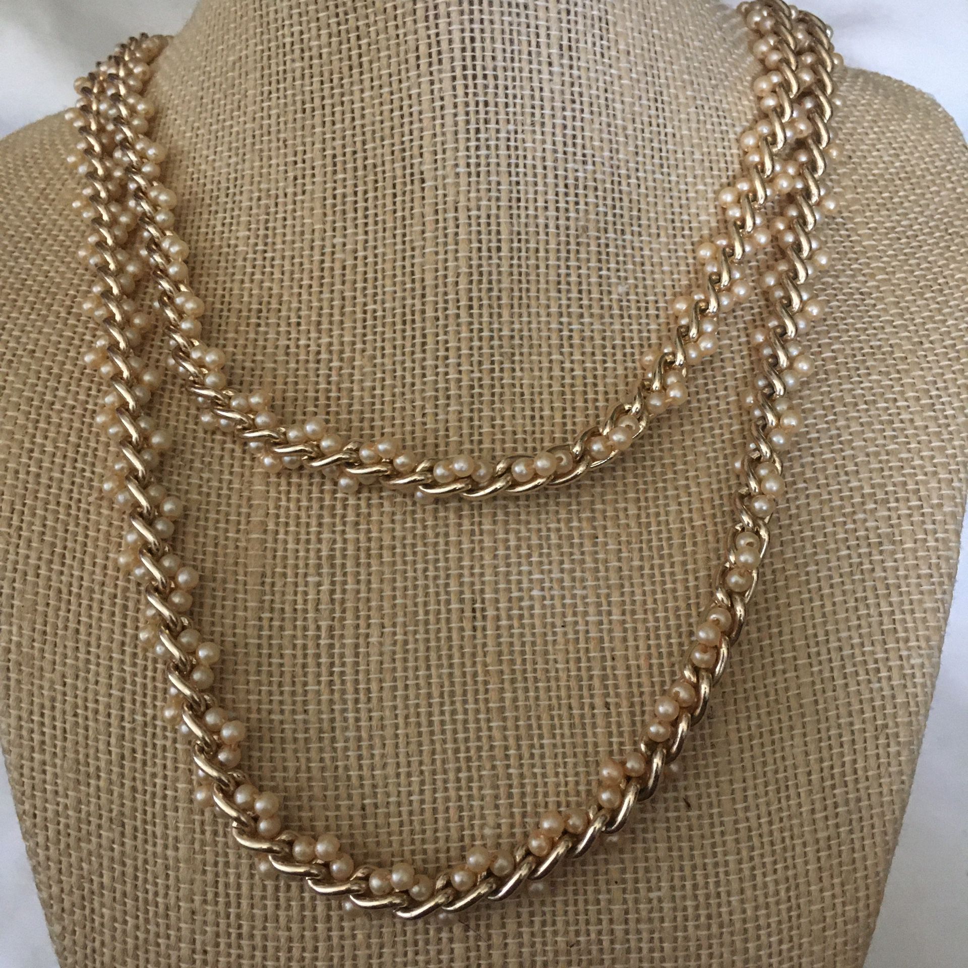 Pearl & golden chain