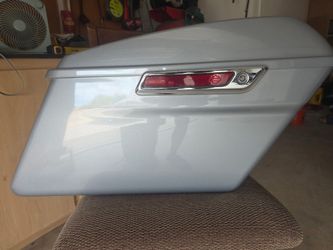 Harley Davidson Saddlebag And Accessories