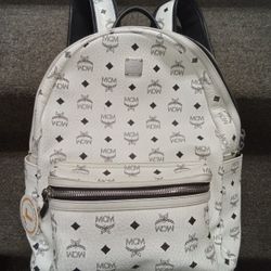 MCM BACKPACK VISETOS
