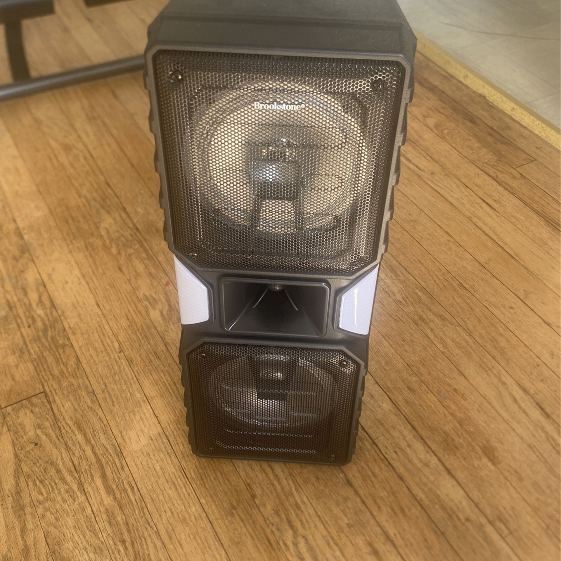 Brookstone Bluetooth speaker