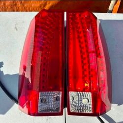 07-13 Chevy Tahoe/Suburban/GMC Yukon/Yukon XL & Denali LED Tail Lights Luces Traseras Micas Calaveras