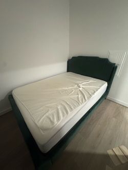 Emerald Green Velvet Bed Frame with Headboard