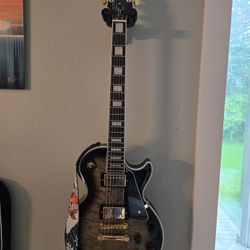 Epiphone Les Paul Custom + Fender Mustang LT25 Amp