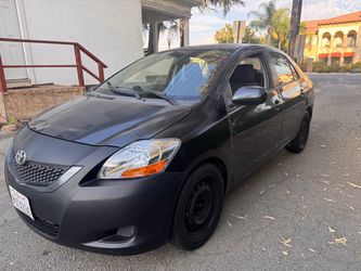 2011 Toyota Yaris