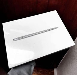 New Sealed Apple Macbook Air 13 Inch M1 2020 512GB SSD 8GB Ram
