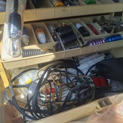 Random Tattoo Equipment 