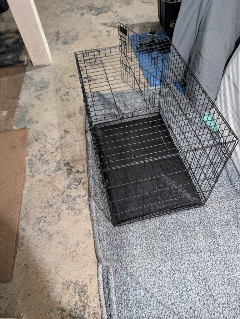Large Collapsible Animal Crate With Double Latching Doors And Removable Base Tray. 36"L x 22" W x 24"T