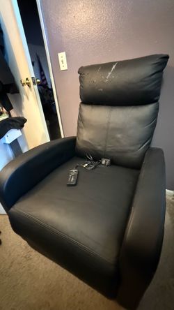 Recliner Massager w/Remote.