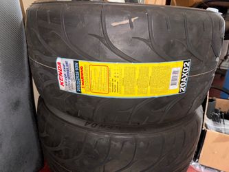 Kenda 265/35ZR18 93W Tires