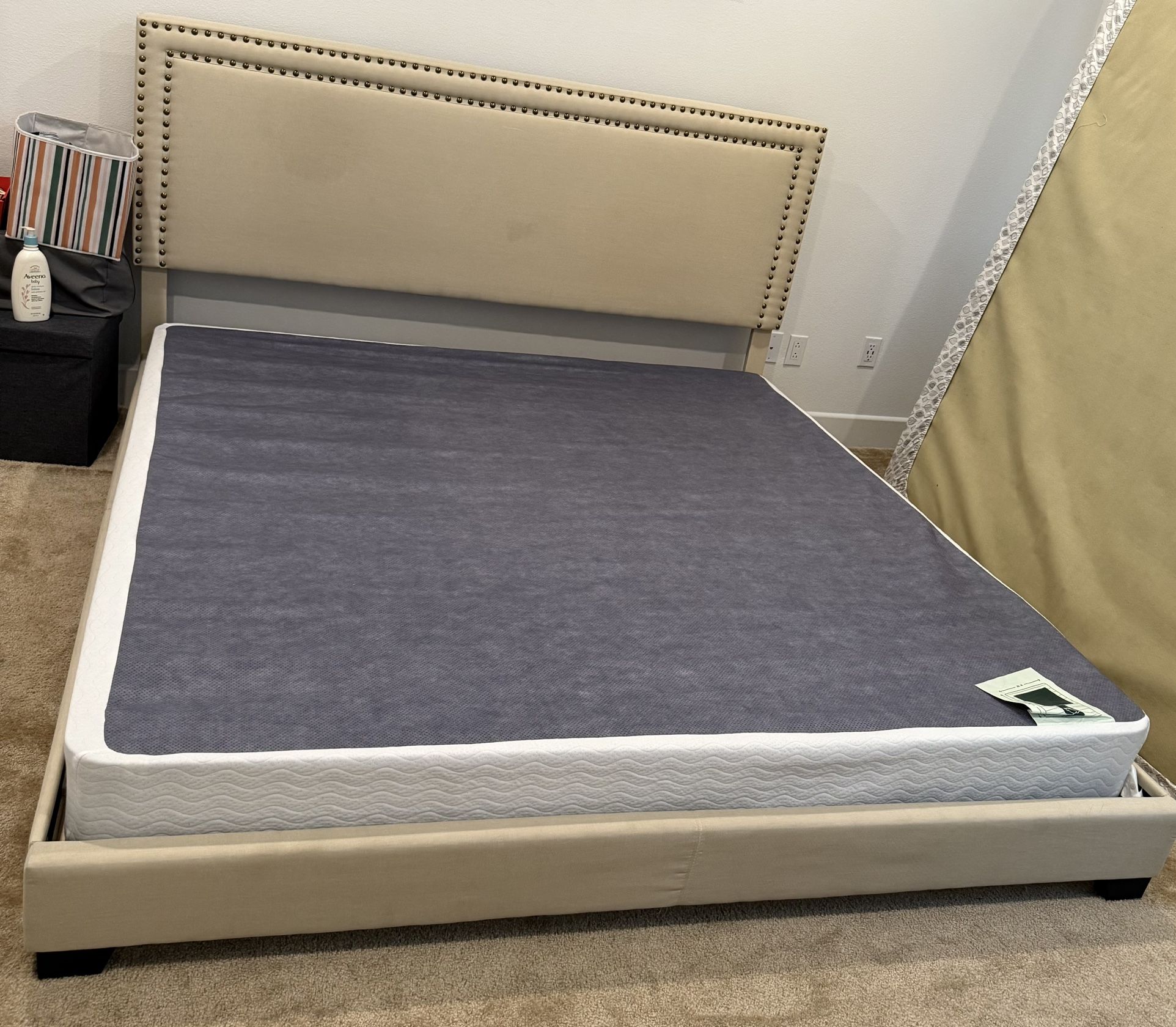 King Bed With Metal Box Spring And Used Mattress