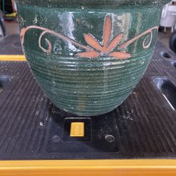 Used 7” Avocado Green Floral Ceramic Pot