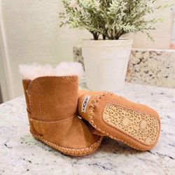 baby Uggs size1 (No box)