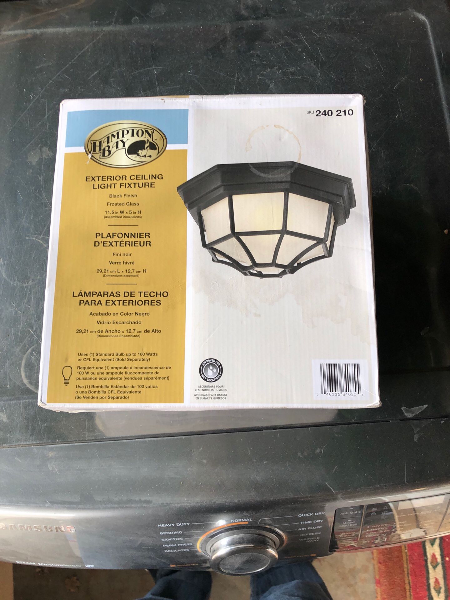 Hampton bay exterior light fixture $30