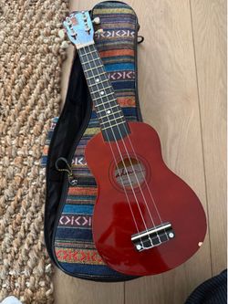 UKE with travel bag