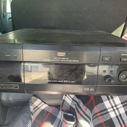Sony Disc Explorer Player 300 DVD CD 
