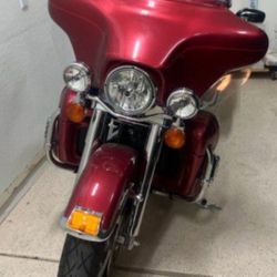 2006 Harley Davidson Ultra Glide 3,750 Mi!