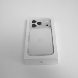 iPhone 17 Pro 256GB Unlocked (Silver)