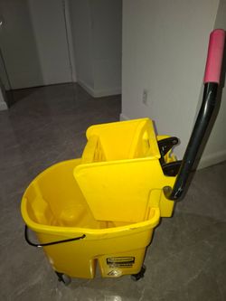 Commercial Mop Bucket