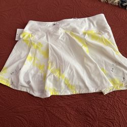 New Lululemon Skirt