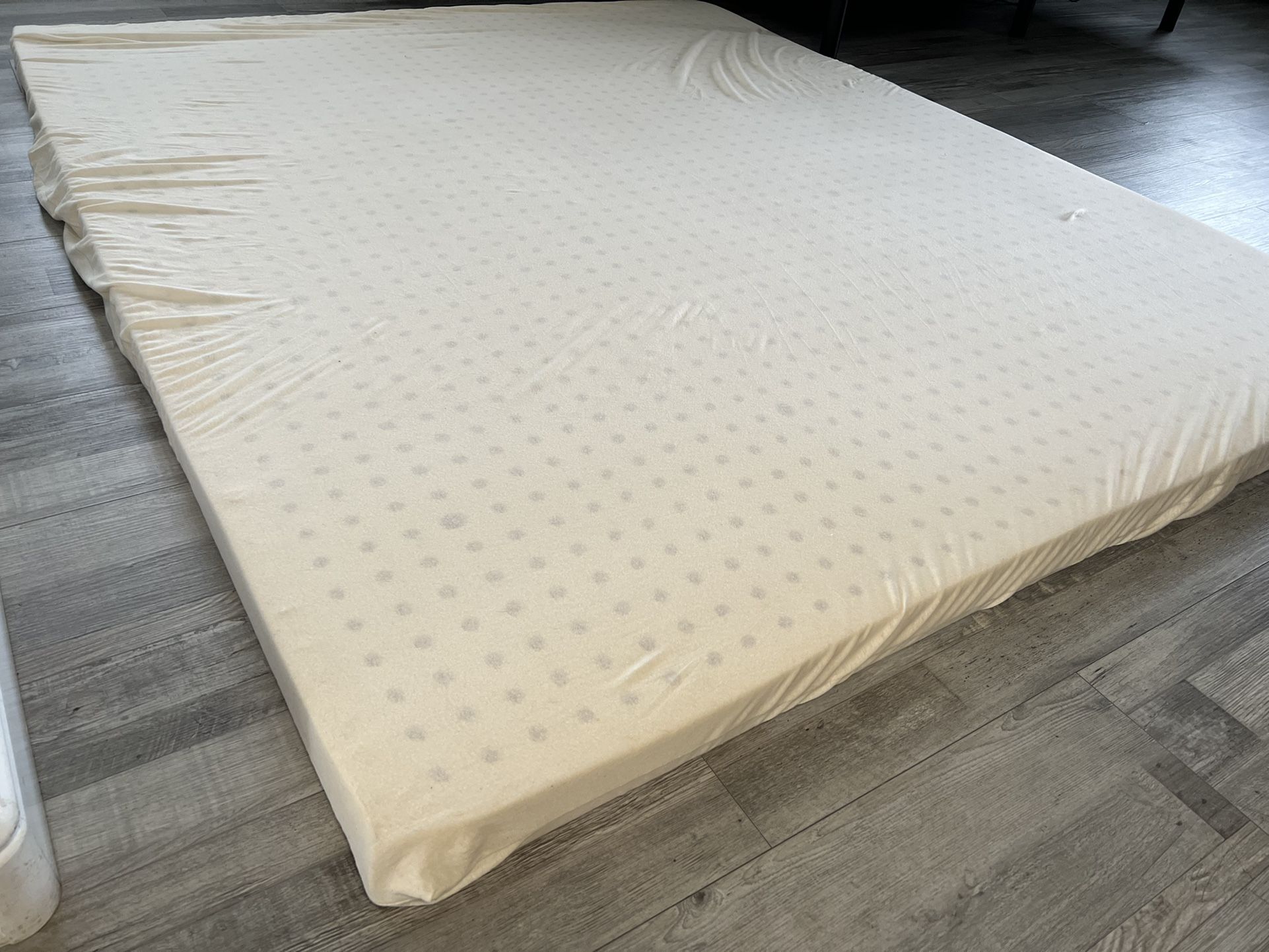 California King Size Mattress Topper ! Cal King Mattress Topper