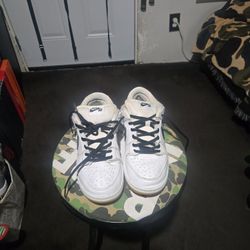 Nike SB Dunk Low Pro
White Gum Men's Size 8 Or Women's Size 9.5 Great Condition 