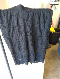 Torrid black lace pencil skort