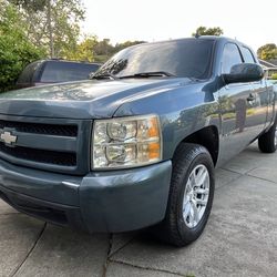 Troca silverado titulo limpio v8 5.3 cambio - trade