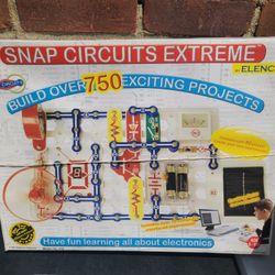 Snap Circuits Extreme