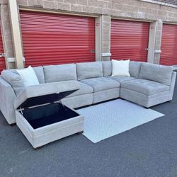Tisdale 6 Piece Sectional Light Gray