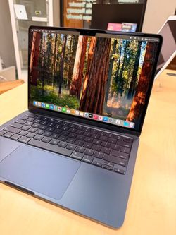 Macbook Air 13" 2024 M3 16GB 256GB Midnight Blue