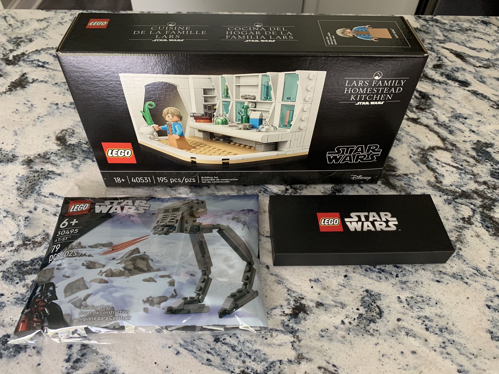 Lego Star Wars May 4th 2022 Promo Gifts