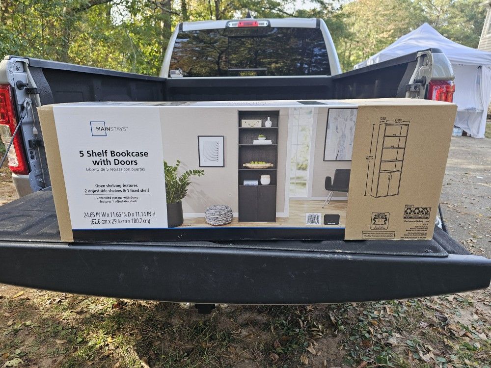 5 Shelf Bookcase With Doors