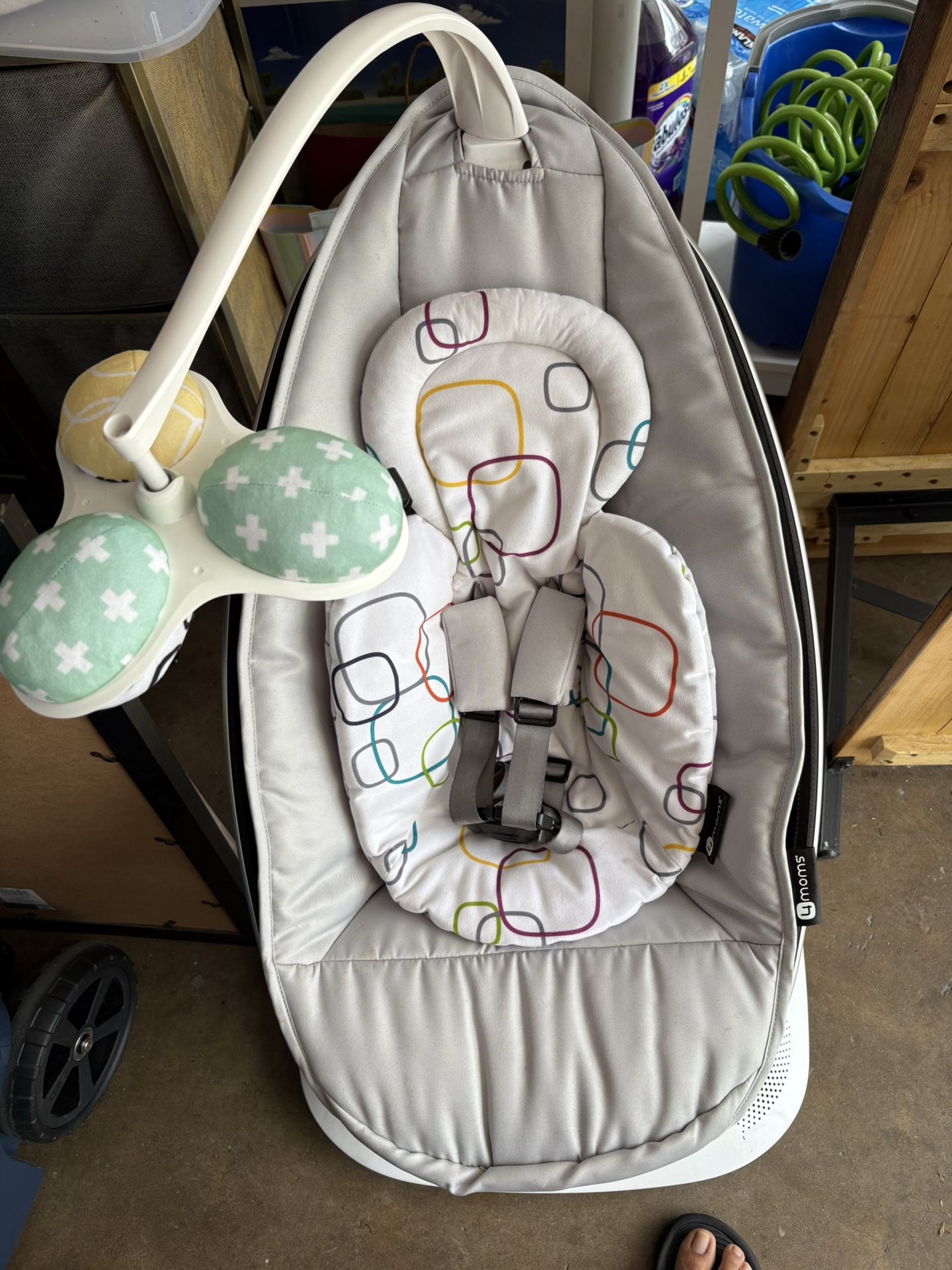 4mom Multi-Motion Baby Swing
