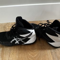 ASICS Wrestling Shoes - US 5