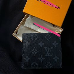 BRAND NEW WALLET 