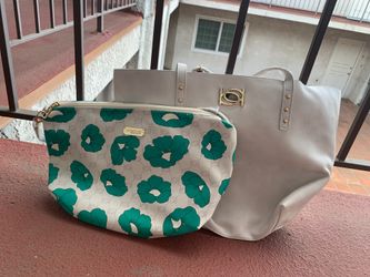 Bebe 2-handbag bundle