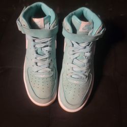 Nike Air Force 1