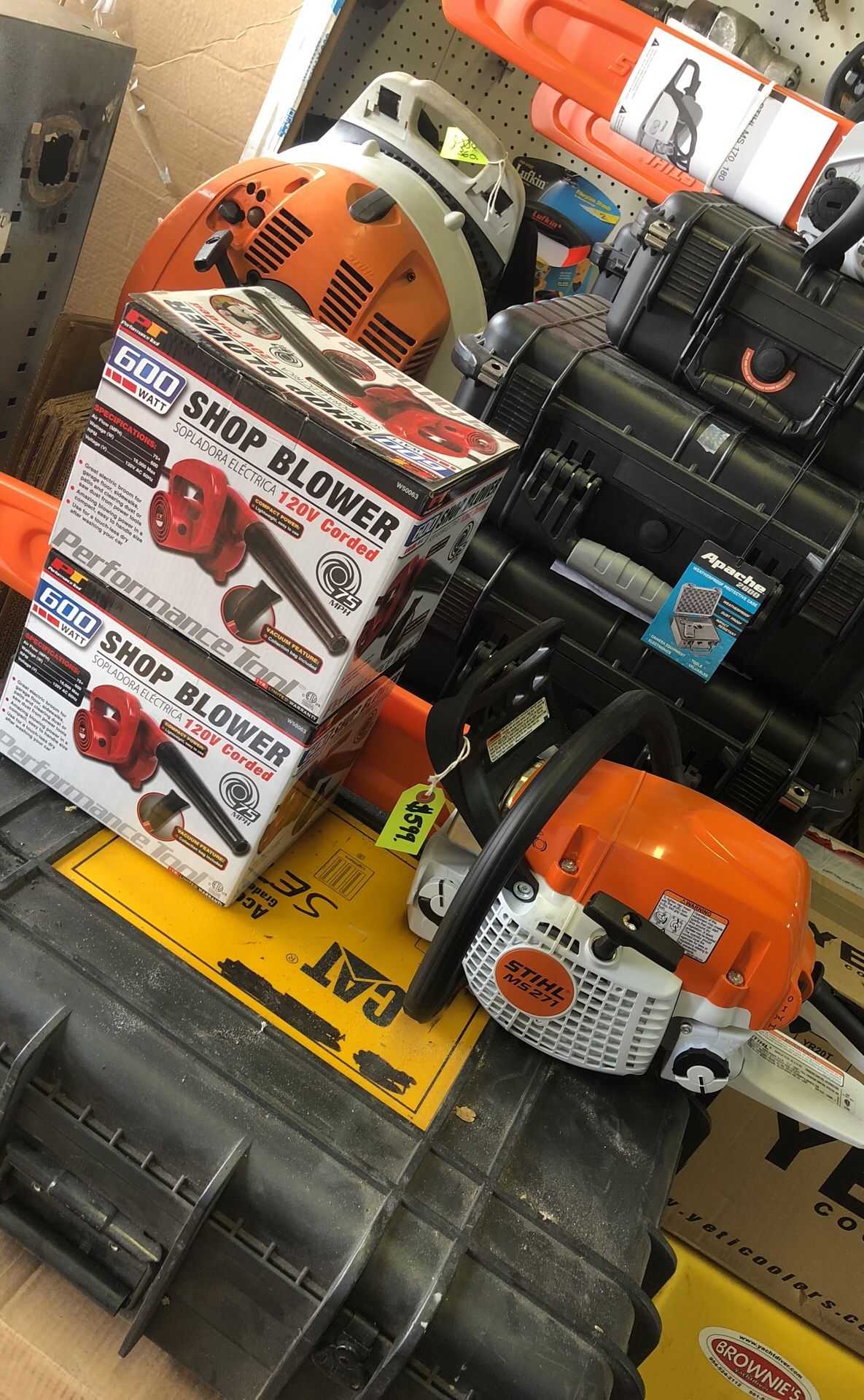 600 watt Corded Garage Warehouse Power Leaf electric blower