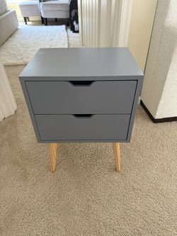 Kids’ Nightstand